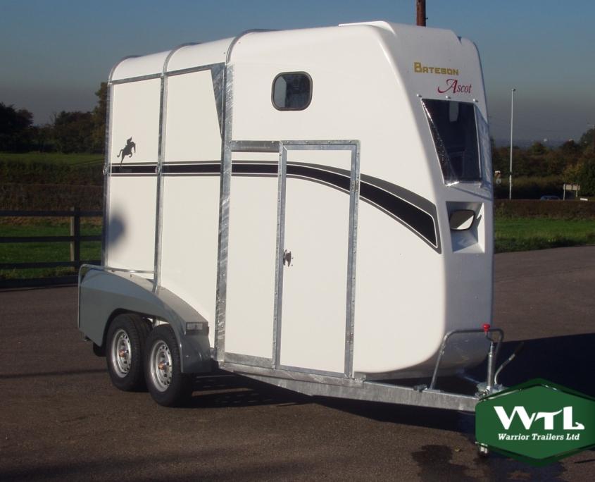 12-Ascot-Black-Window