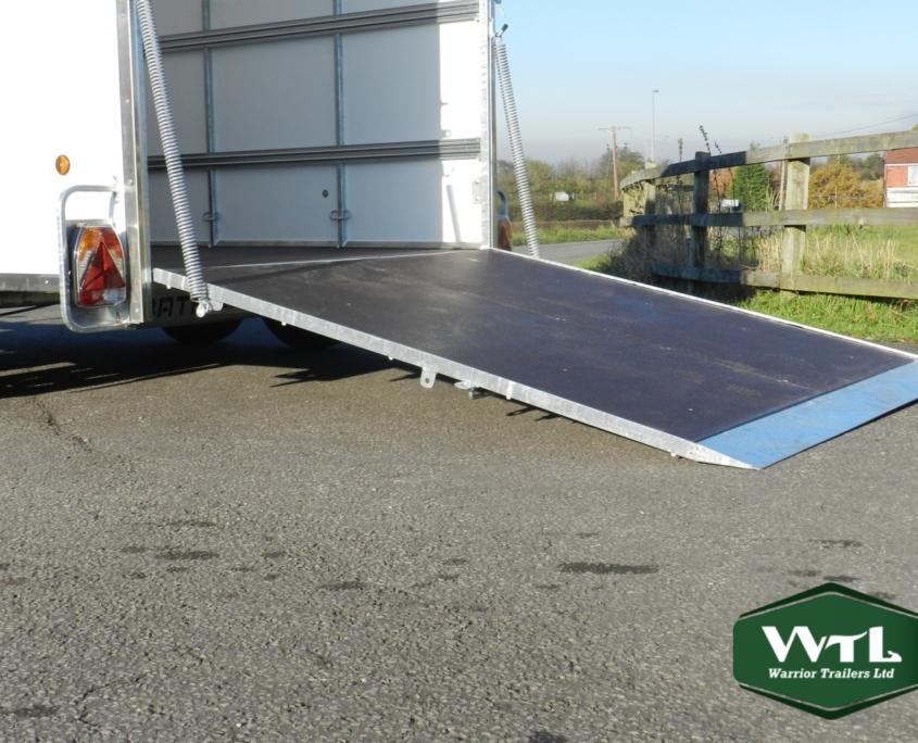300v-Ramp-7