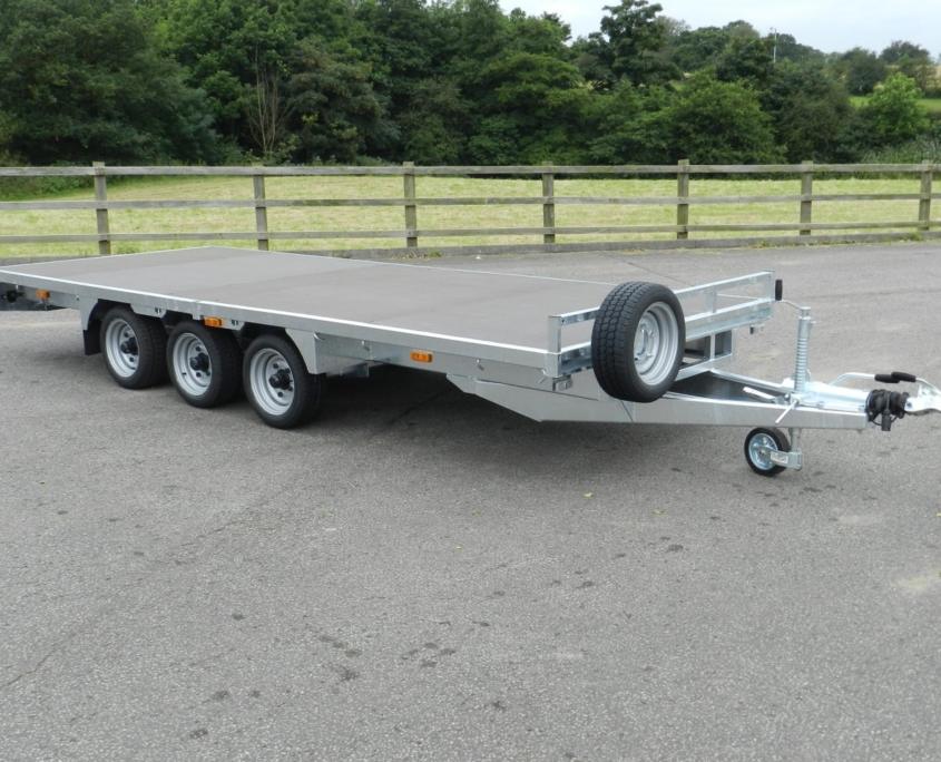 Trailer-Photos-2012-August-025
