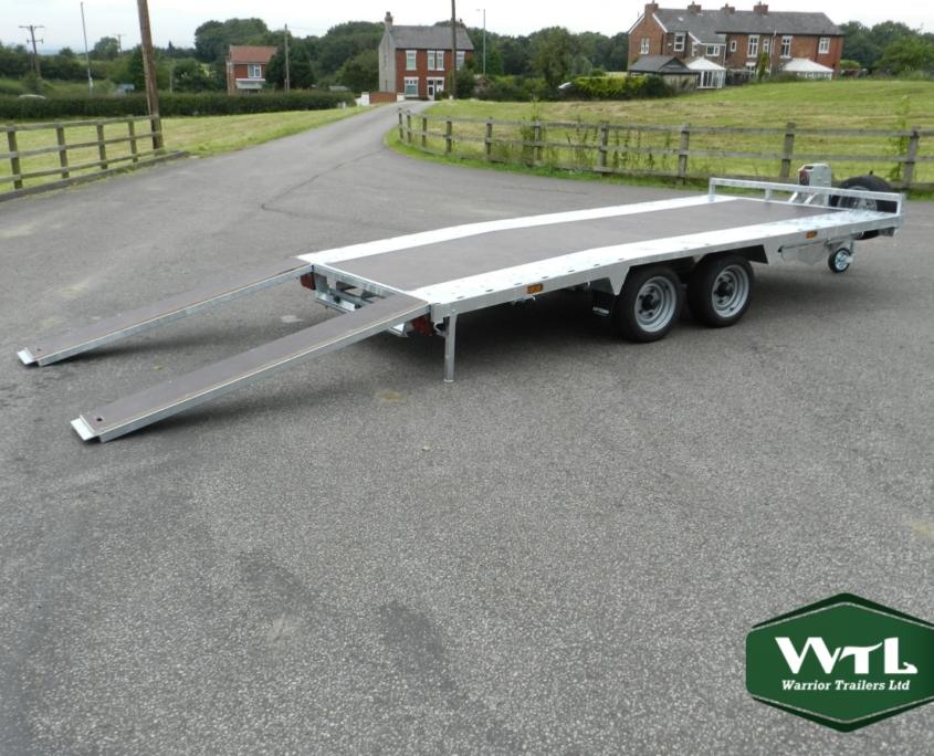 Trailer-Photos-2012-August-032