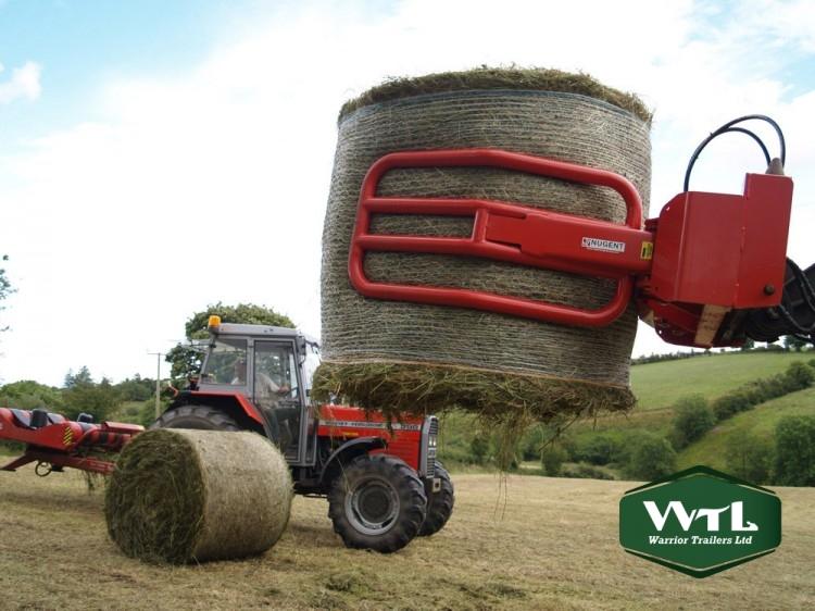 Bale_Grab_1-750x562