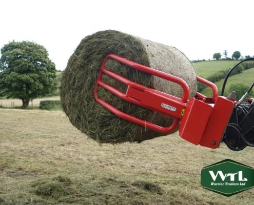 Bale_Grab_5