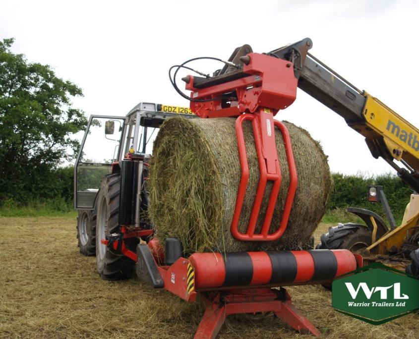 Bale_Grab_6