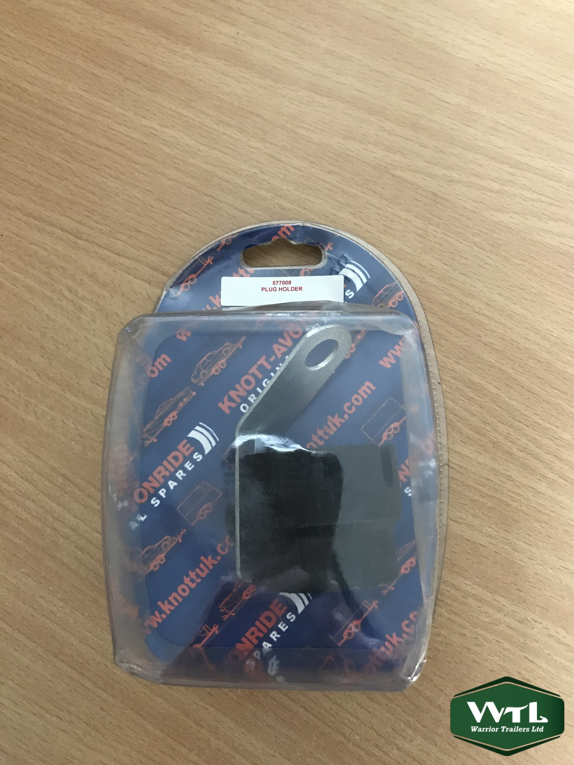 Knott-Avonride Plug Holder.