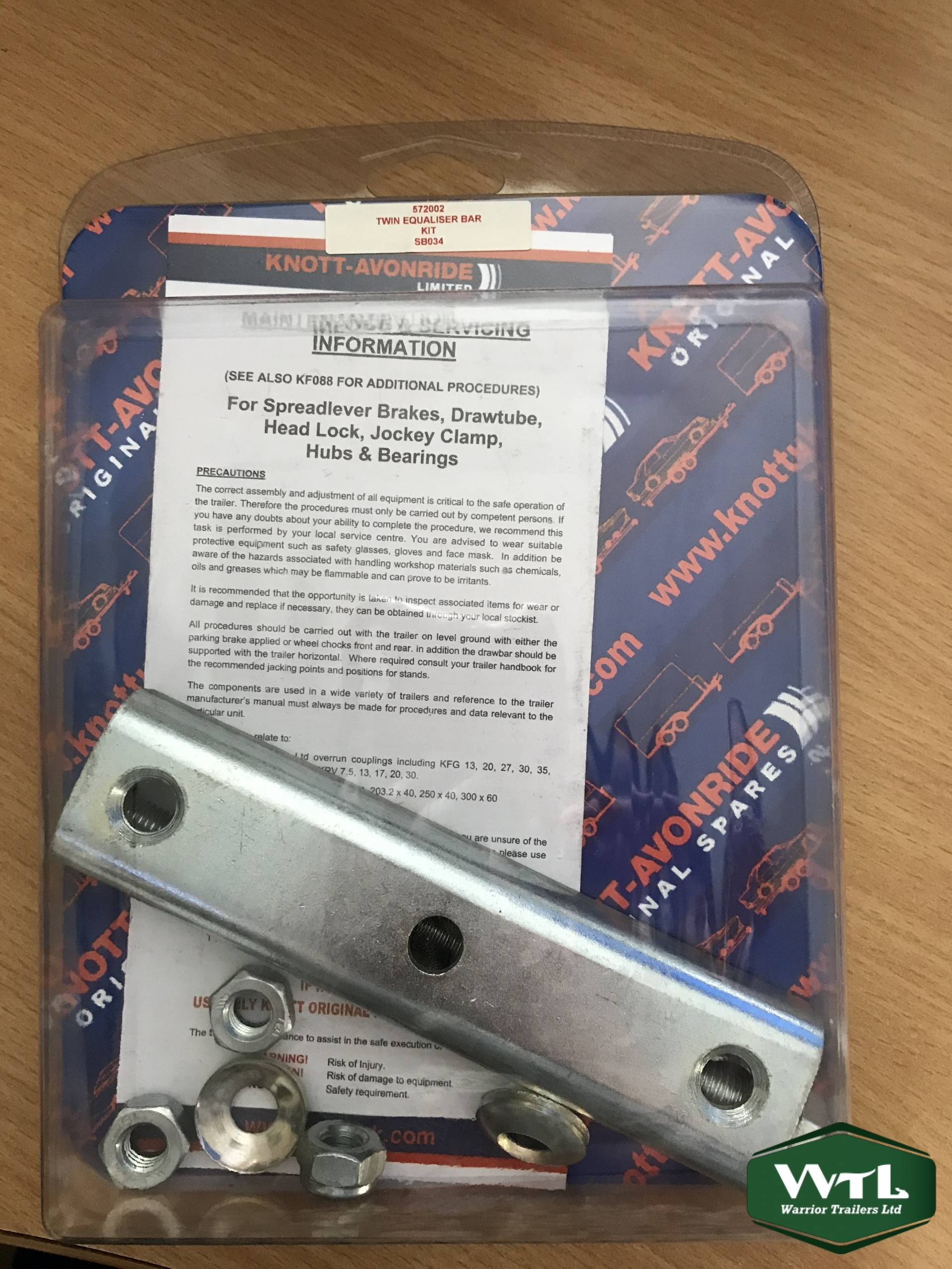 Knott-Avonride Twin Equaliser Bar Kit.