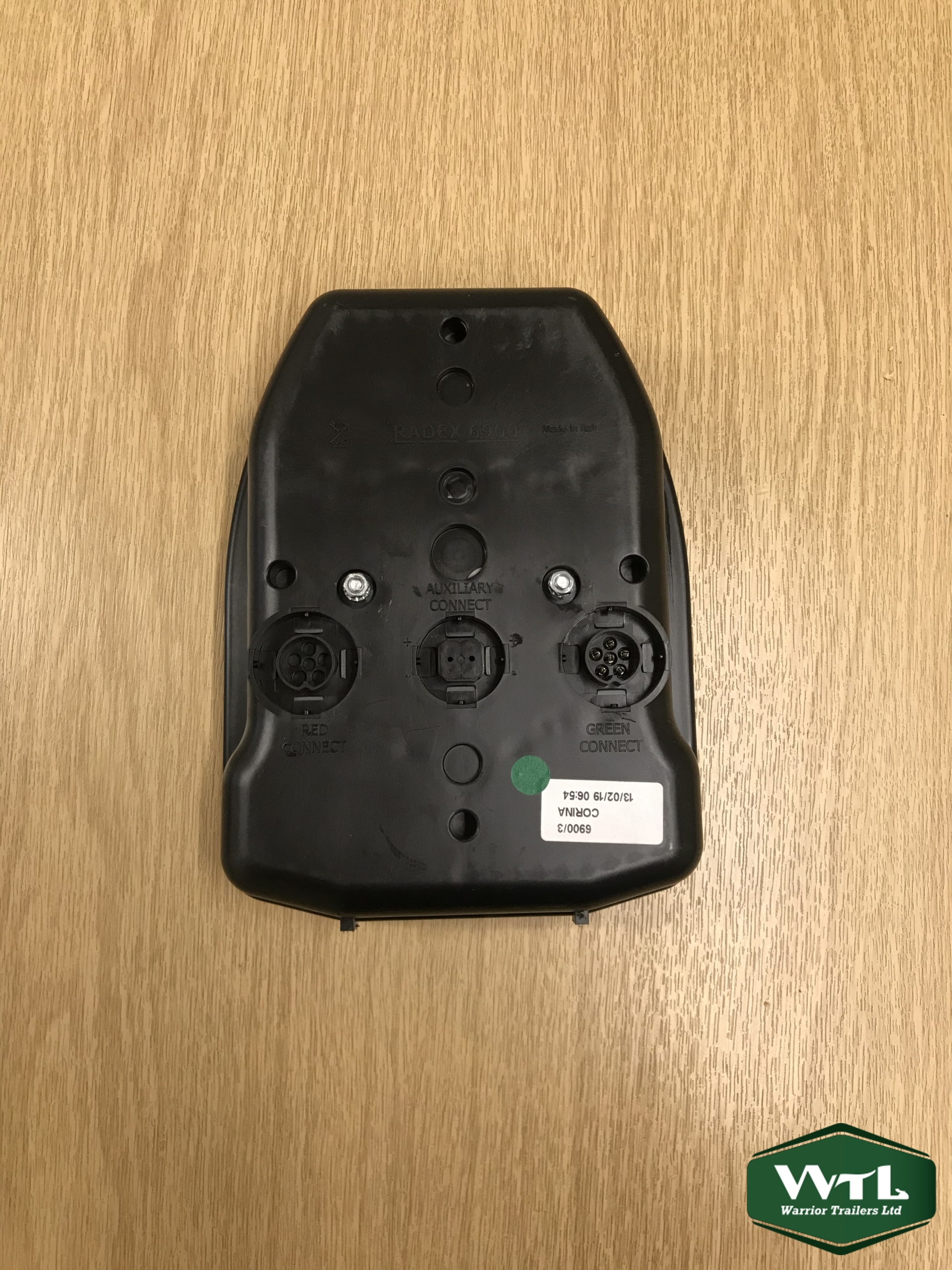 Radex 6900-Right Hand Vertical Rear Combination Lamp. - Image 2