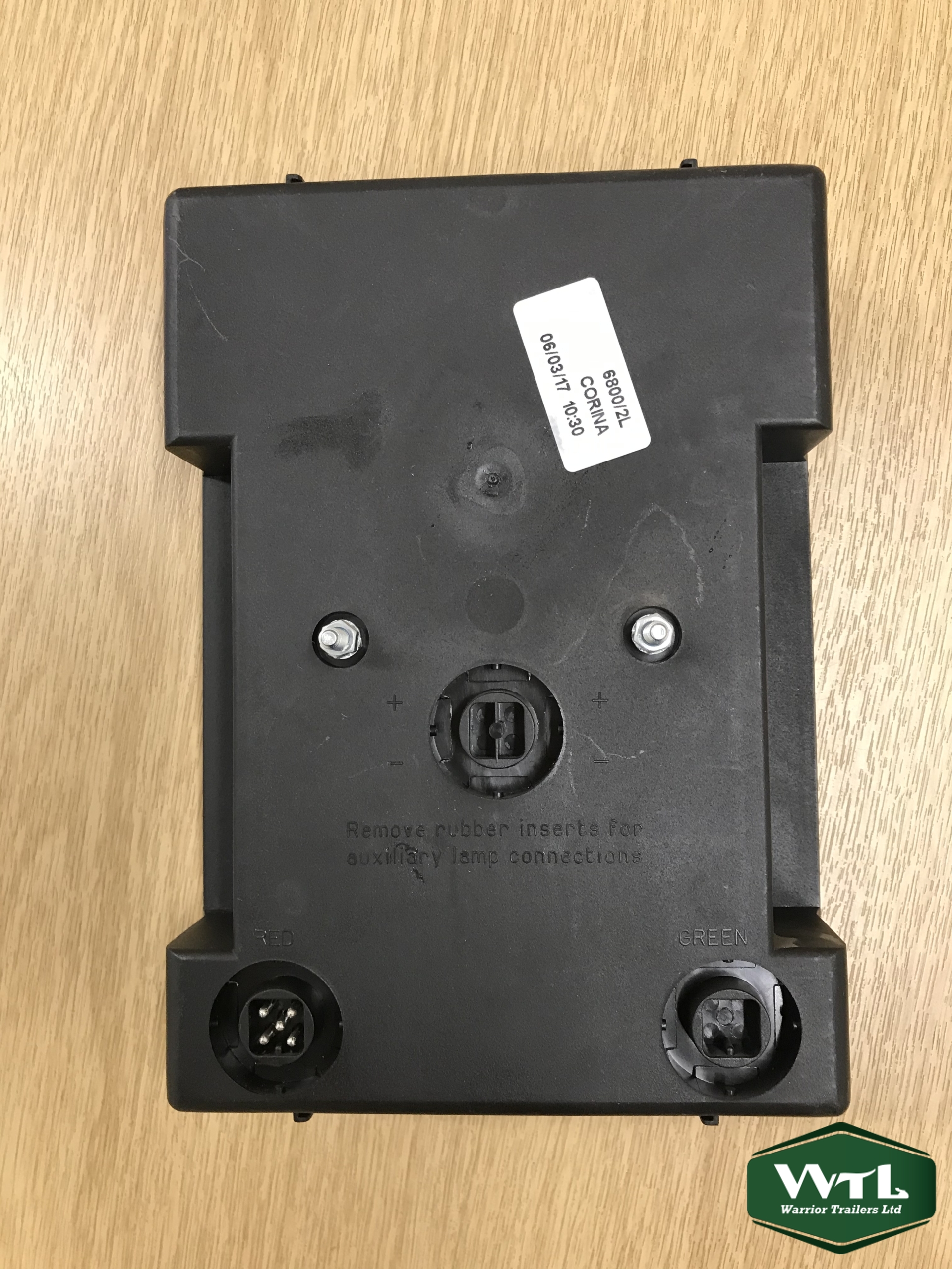 Radex 6800 - Left Hand-Rectangular Rear Combination Lamp. - Image 3