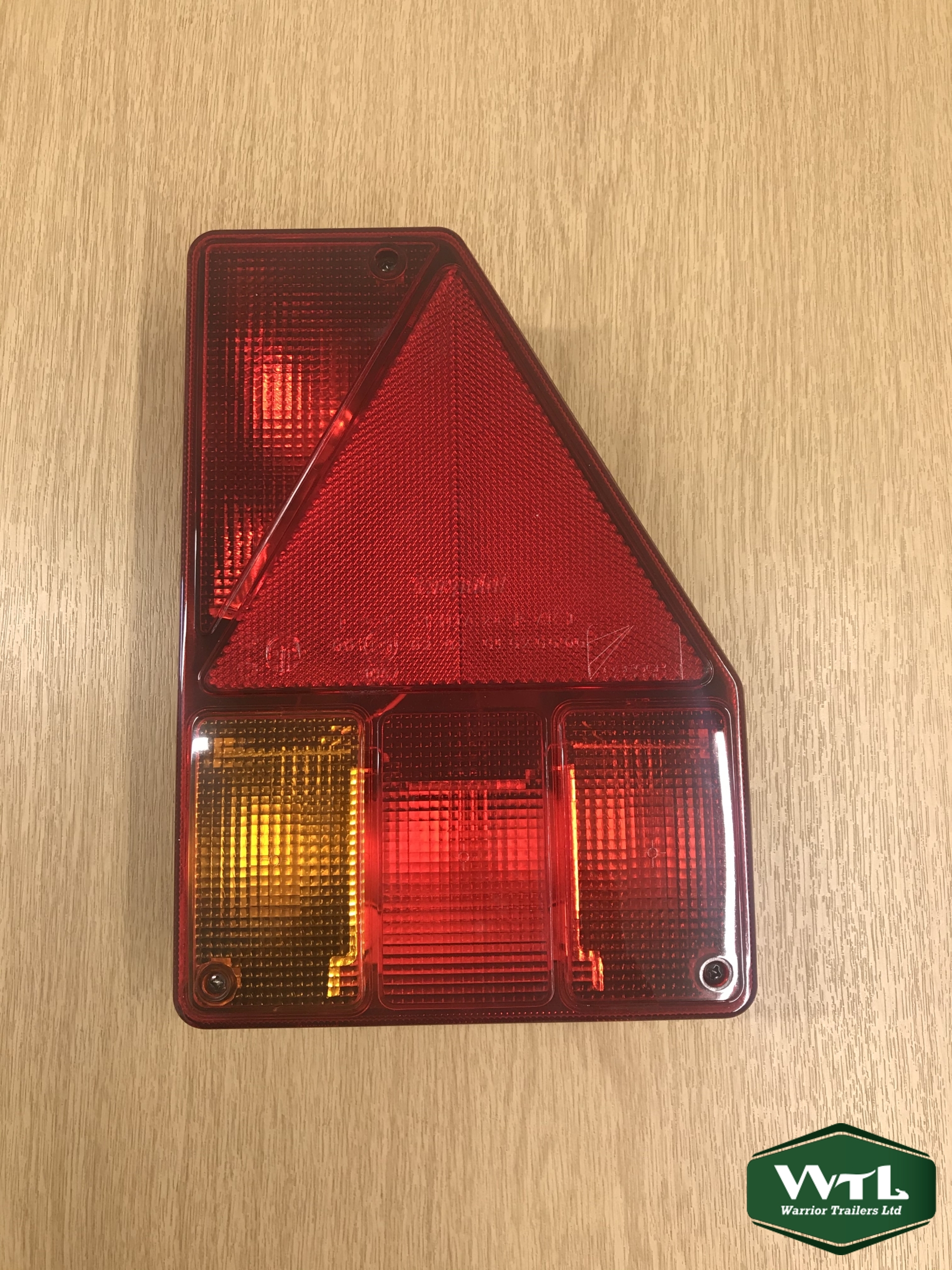 Aspock Earpoint-Right Hand-Rear Combination Lamp with Fog.