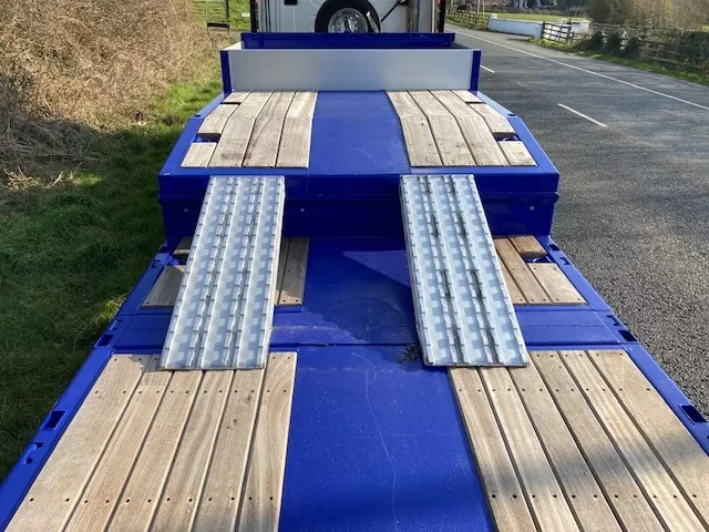 Heavy Duty Aluminium Loading Ramps - 6ft / 2000mm with Hook End Connection - 115/20450 - Image 11